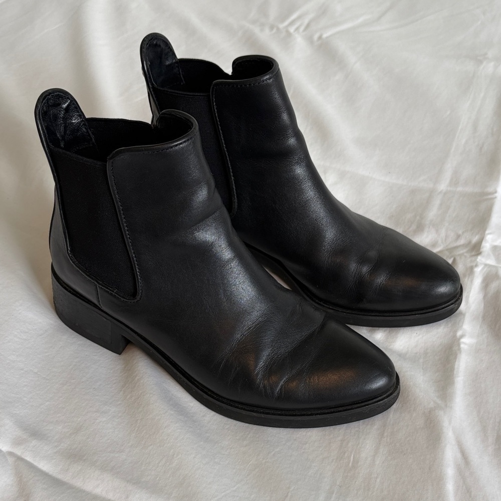 Women's Black Leather Ankle Chelsea Booties
